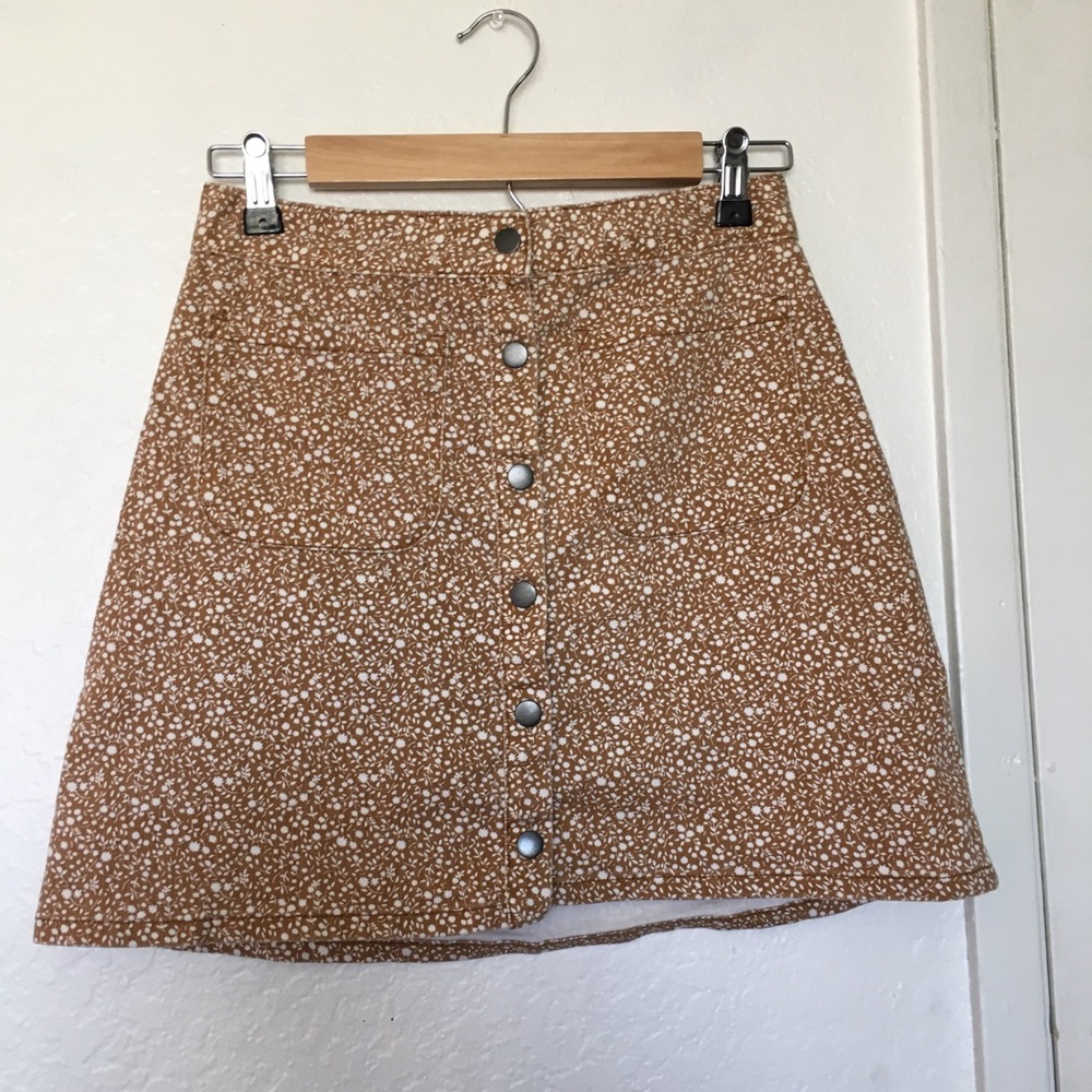 vintage floral mini skirt